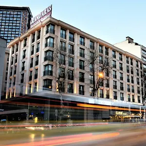 4* Otel Grand Aras &